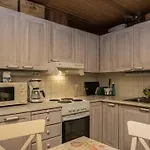 Palkinniemi By Interhome 펜션 Putikko
